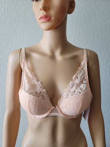 Image of Women's High Apex Push-Up Bra - Auden™