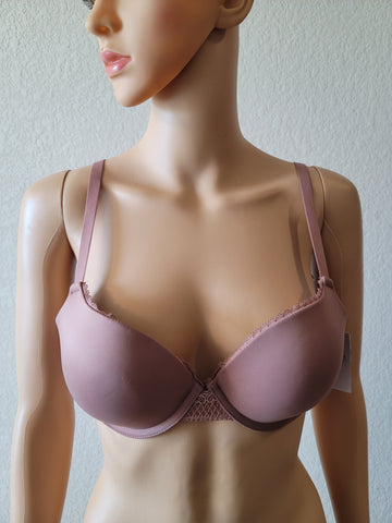 Image of Women's Radiant Plunge Push-Up Bra - Auden™